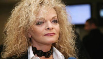 Адвокат Долиной назвала враньём слухи об отказе передать ключи от квартиры