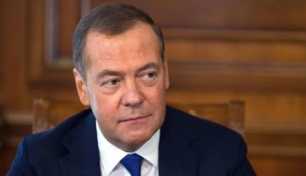 Медведев по-английски ответил Госдепу США на&nbsp;угрозу на&nbsp;русском