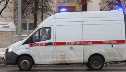 Обвиняемая в разврате со школьниками учительница легла в психушку