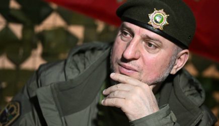 Командир «Ахмата» Алаудинов дал совет старшеклассникам