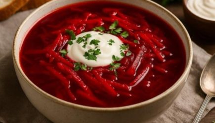 Скрытые угрозы борща: биолог раскрывает опасности для здоровья