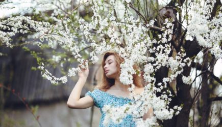 «От 50-60 тысяч»: где россиянам дешево отдохнуть этой весной