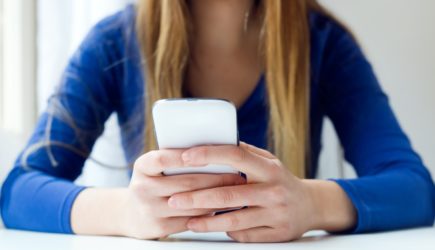 «Работает там, где другие «виснут»: почему 10 миллионов россиян внезапно перешли на новый мессенджер