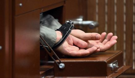 Россиянина арестовали за изнасилование внучки возлюбленной