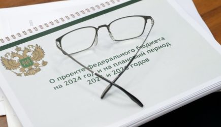 &laquo;Текущие сложности&raquo;: Песков о дефиците бюджета России