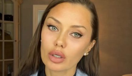 Дочь пригрозила Боне переселить ее в сарай в старости