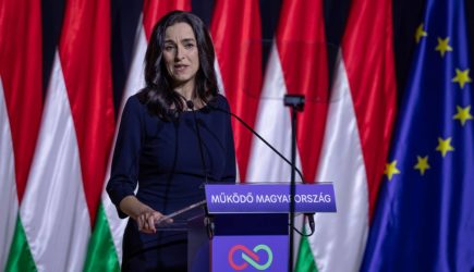 Орбан возглавит МИД Венгрии