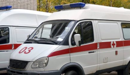 Российская певица рухнула со сцены и получила перелом