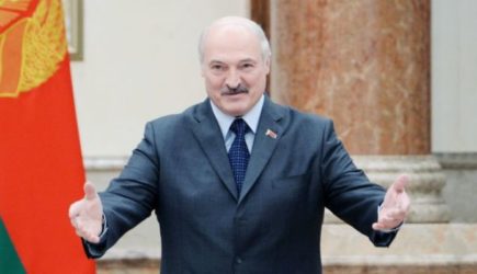 Лукашенко послал месседж Швеции «под соусом» поздравлений с национальным праздником