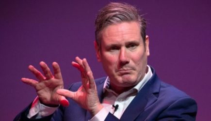 Пришельцы еще не все сделали: Стармер сообщил о задержании танкера России