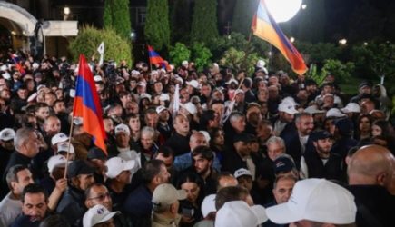 Москва обвиняет власти Армении в попытке отстранить оппозицию от выборов