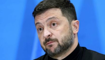 Зеленский распорядился «максимально усложнить» мобилизацию в России